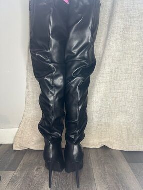 Wild Diva Black Over-the-Knee Stiletto Boots
